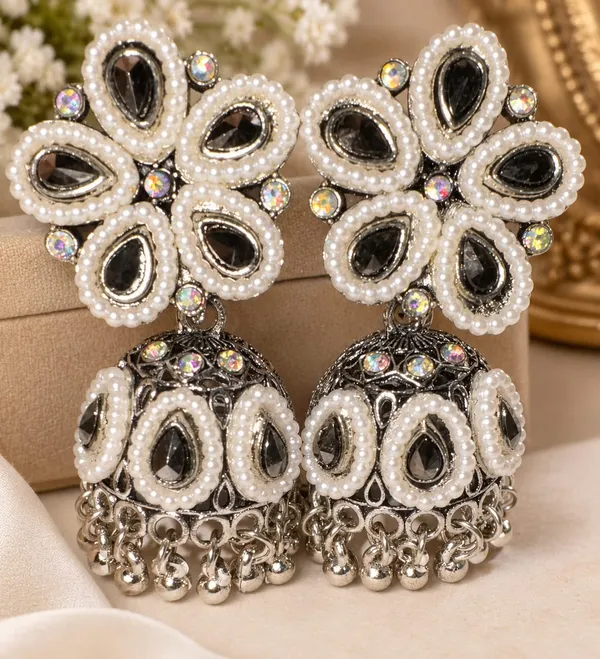 Silver_Pearl_Stone_Jhumka_Earrings_for_Women_for_Casual_and_Party_Wear