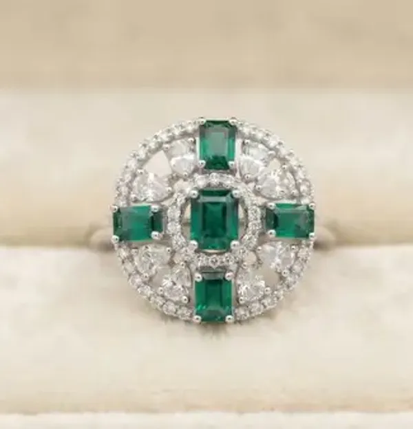 Green_Stone_Statement_Ring_For_Women_Adjustable