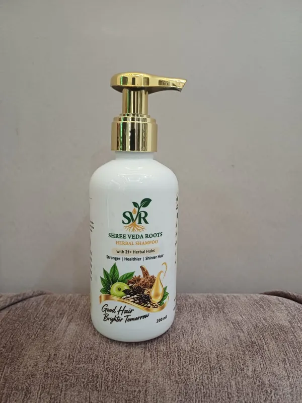Shree_Veda_Roots_21+_Herbs_Herbal_Shampoo_200Ml