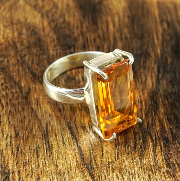 Silver_Tone_Rectangular_citrine_Stone_Ring
