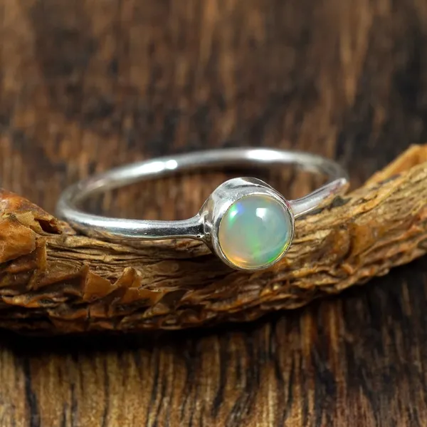 Silver-Tone_Opal_Solitaire_Ring