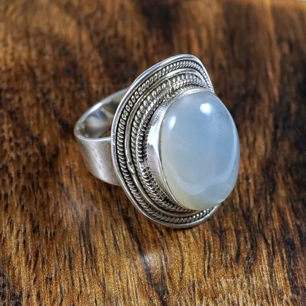 Silver_Tone_Oval_,moon_stone_,Cabochon_Statement_Ring