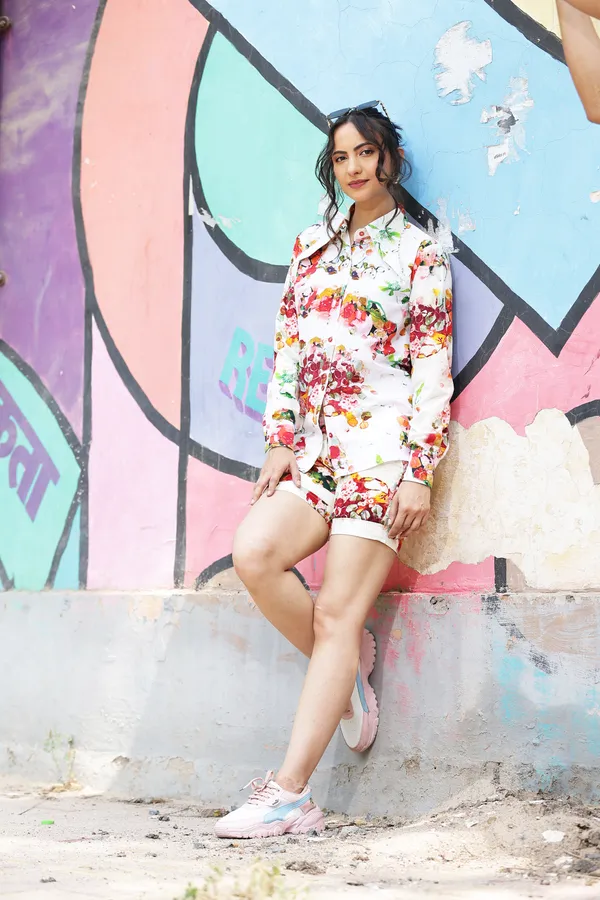 White_Cotton_Floral_Print_Shirt_And_Shorts_Set_For_Women