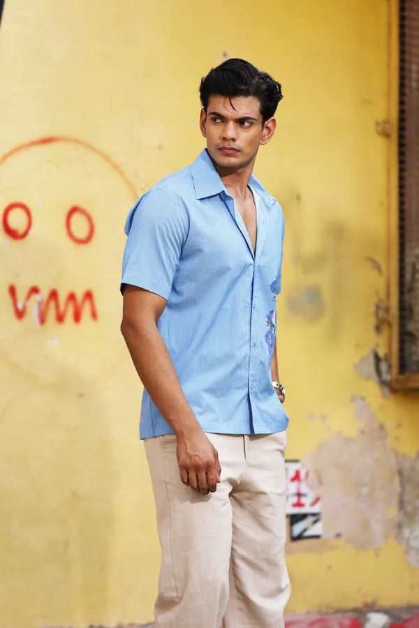 Blue_Cotton_Poplin_Relaxed_Fit_Floral_Shirt_For_Men