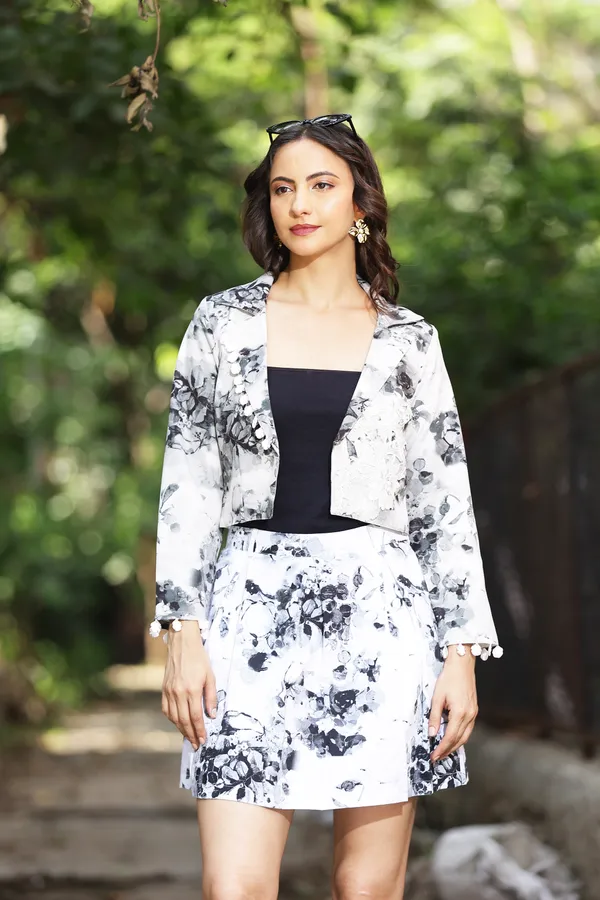 White_Banana_Crepe_Floral_Print_Coordinated_Set_For_Women