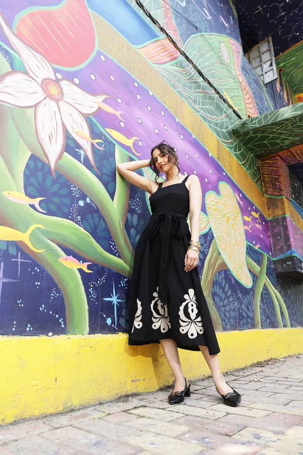 Black_Cotton_Linen_Sleeveless_Flared_Long_Dress_For_Women