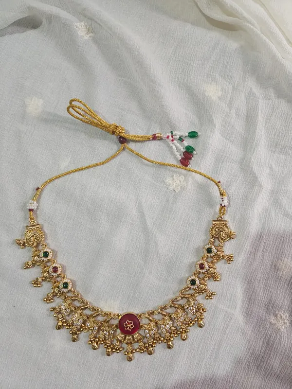 Gold_Tone_Traditional_Necklace_Set_for_Women