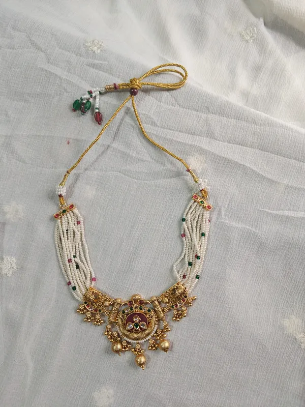 Gold_Tone_Temple_Necklace_And_Earrings_Set