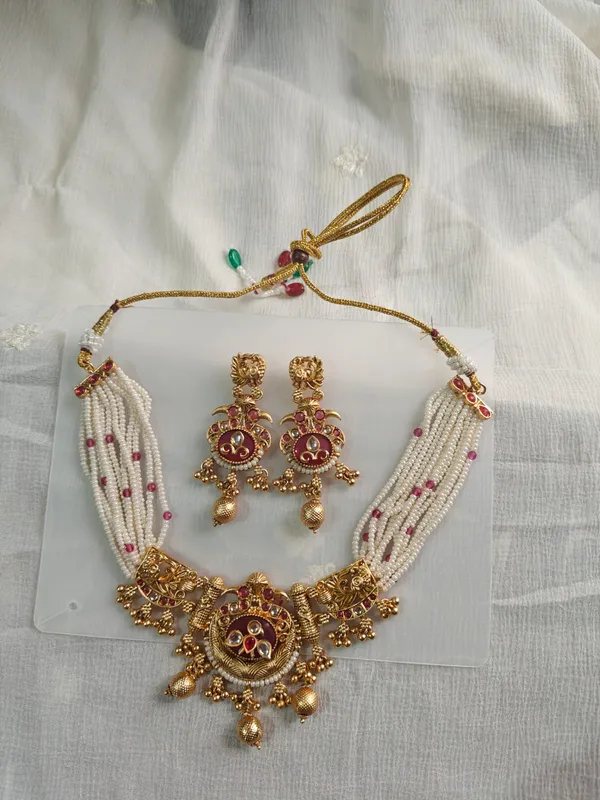 Gold_Tone_Pearl_Beaded_Necklace_And_Earrings_Set_For_Women
