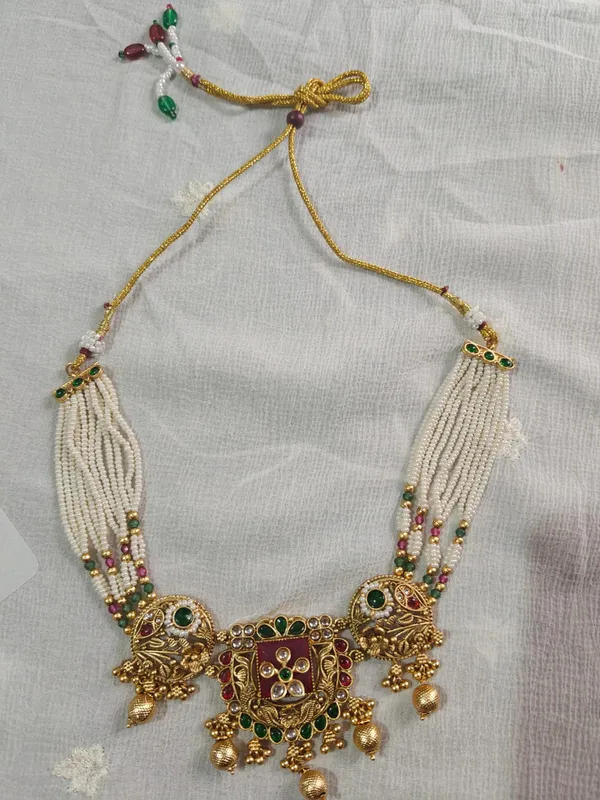 Gold_Tone_Traditional_Necklace_And_Earrings_Set