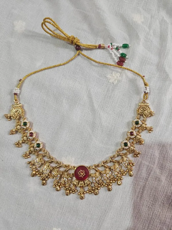 Gold_Tone_Traditional_Necklace_Set_for_Women