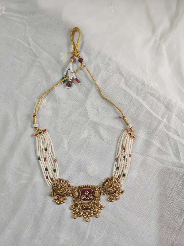 Gold-Tone_Pearl_Traditional_Necklace_Set_for_Women