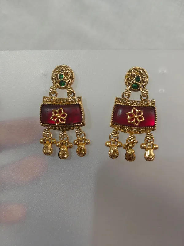 Gold-Tone_Maroon_Necklace_And_Earrings_Set_for_Women