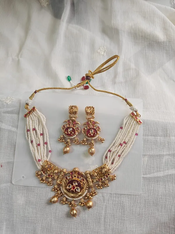 Gold_Tone_Pearl_Beaded_Necklace_And_Earrings_Set_For_Women