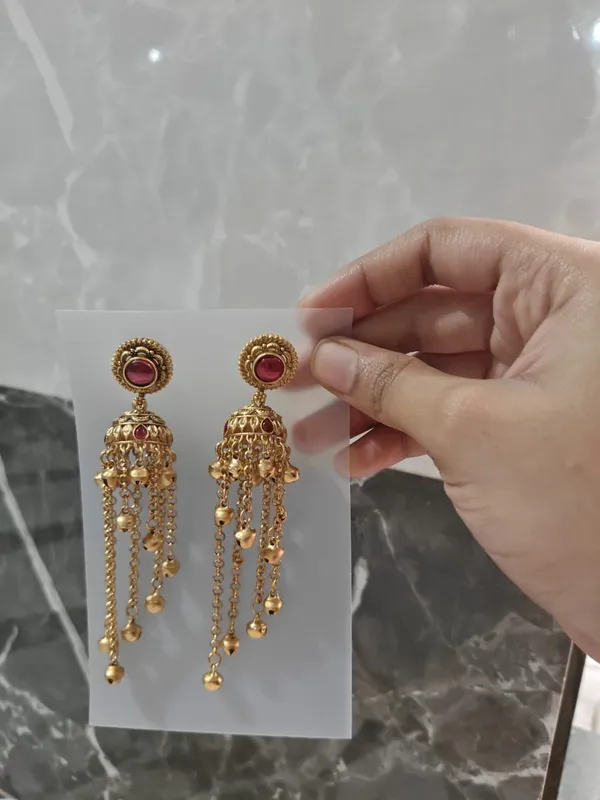Gold-Tone_Red_Stone_Jhumka_Earrings_for_Women