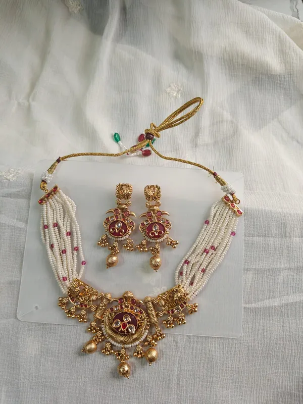 Gold_Tone_Pearl_Beaded_Necklace_And_Earrings_Set_For_Women
