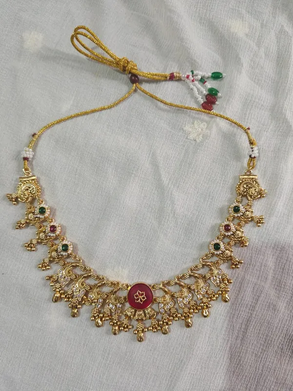 Gold_Tone_Traditional_Necklace_Set_for_Women