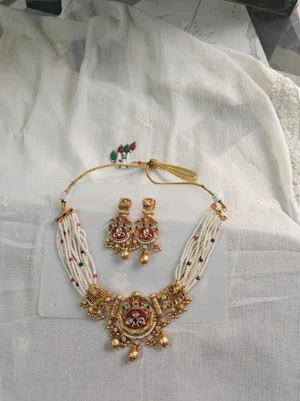 Gold_Tone_Temple_Necklace_And_Earrings_Set