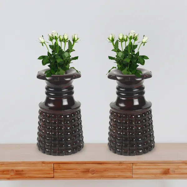 Mango_Wood_Textured_Decorative_Vase_Set