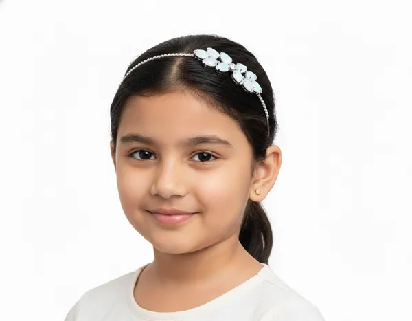 Silver_Floral_Embellished_Hair_Band_for_Women