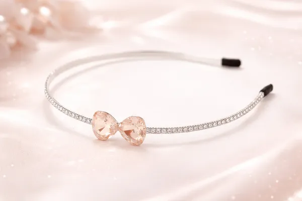 Silver_Rhinestone_Embellished_Headband_for_Women