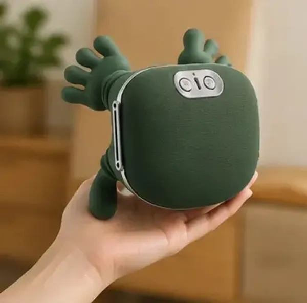 Green_Crab_Design_Portable_Speaker