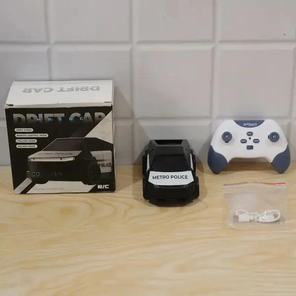 Black_And_White_Remote_Control_Police_Car_Toy