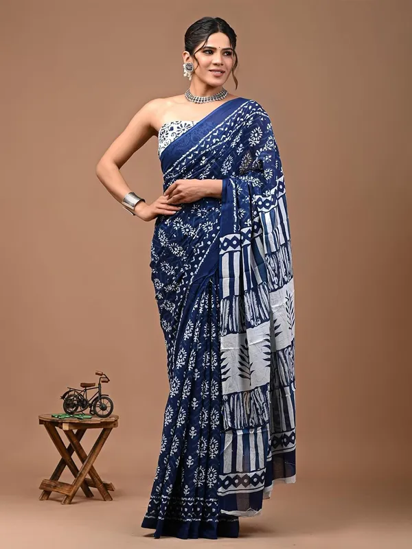 Navy_Printed_Ethnic_Saree_for_Women