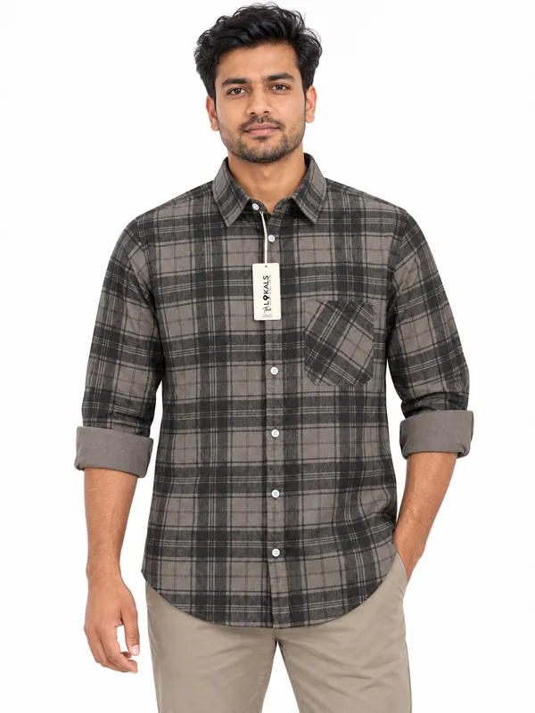 Grey_Checked_Casual_Shirt_For_Men