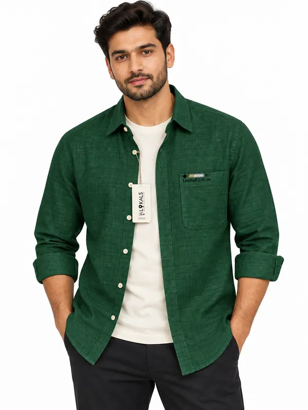 Green_Textured_Regular_Fit_Casual_Shirt_For_Men