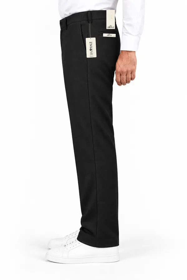 Black_Straight_Fit_Trousers_For_Men
