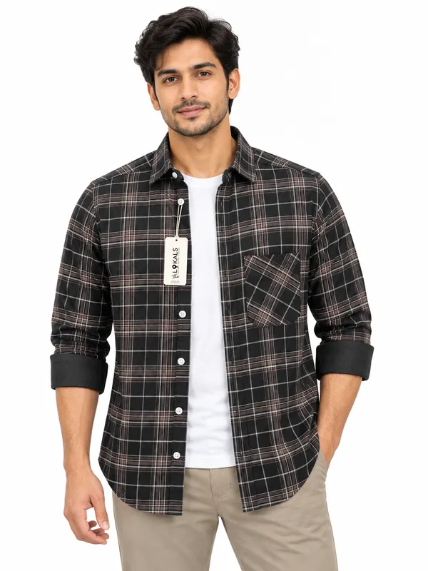 Black_Checked_Casual_Shirt_For_Men