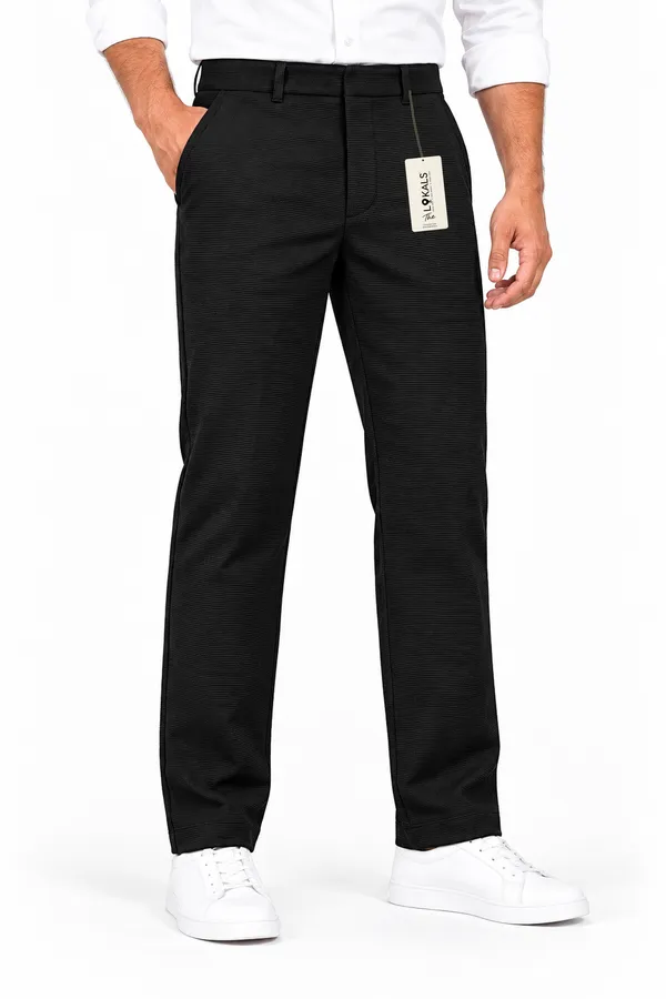 Black_Straight_Fit_Trousers_For_Men
