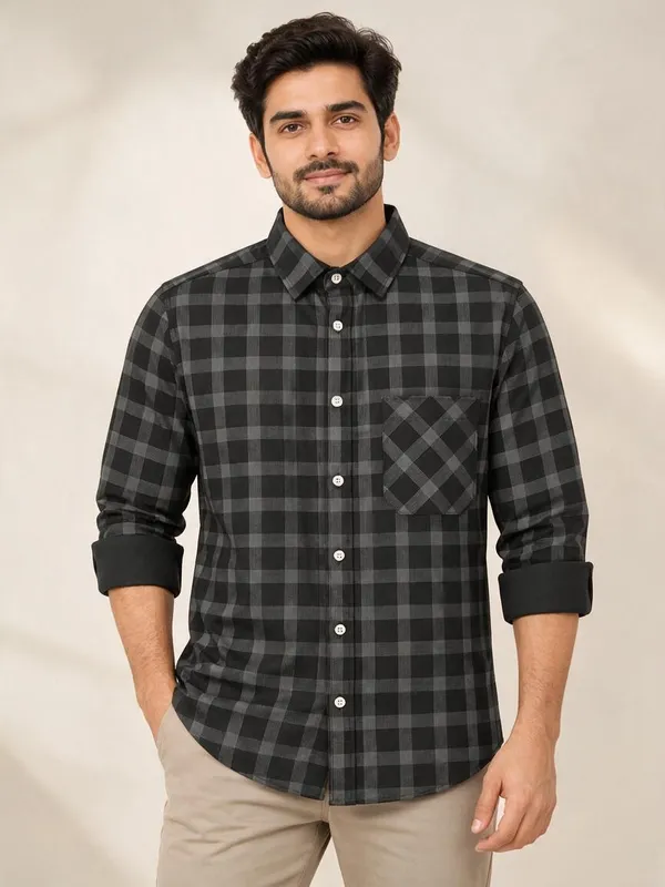 Black_Checked_Casual_Shirt_For_Men