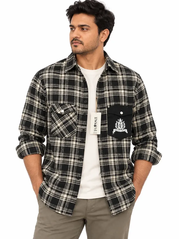 Black_Plaid_Casual_Shirt_For_Men