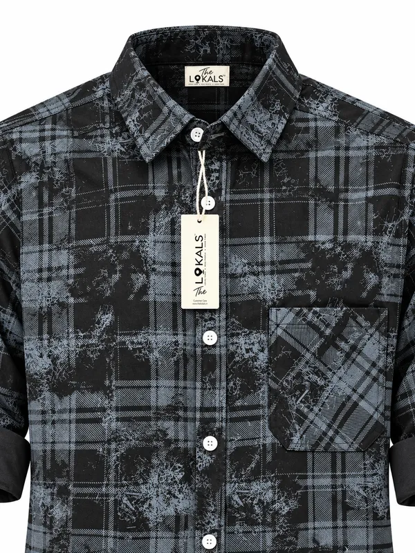 Black_Plaid_Casual_Shirt_For_Men