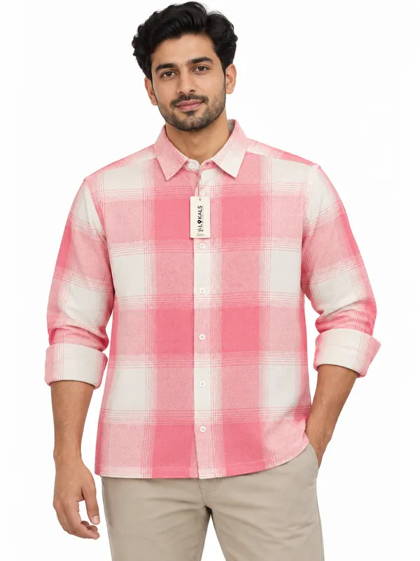 Pink_Checked_Casual_Shirt_For_Men