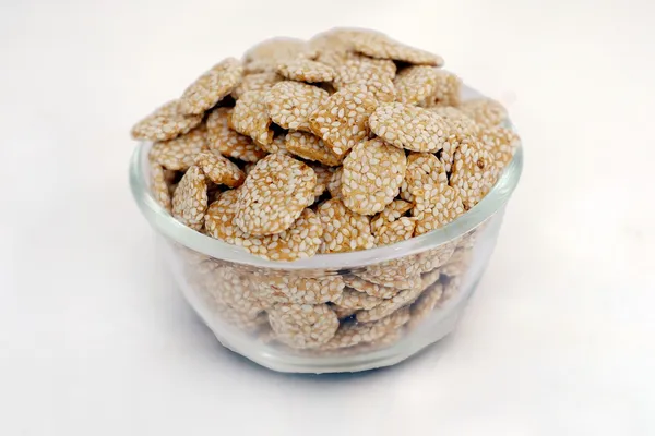 Sesame_Jaggery_Gajak_Bite-Sized_Pieces