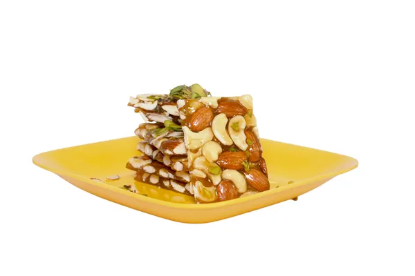 Almond_Pistachio_Mixed_Nut_Dry_Fruit_Chikki