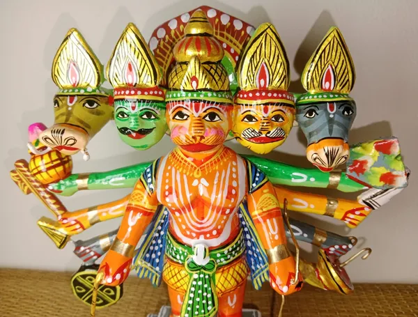 Handpainted_Panchmukhi_Hanuman_Decorative_Idol