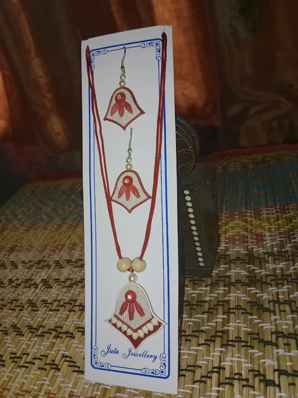 Red_Jute_Jewellery_Set_for_Women