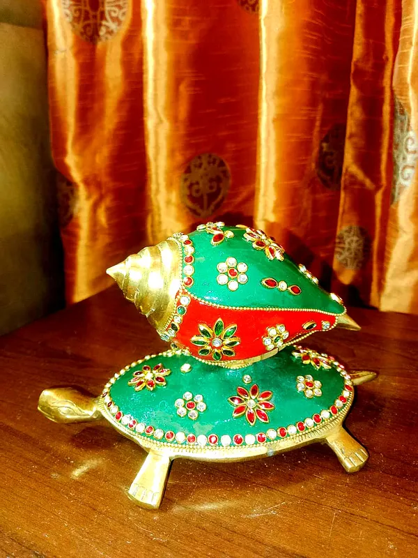 Decorative_Religious_Tortoise_And_Conch_Figurine
