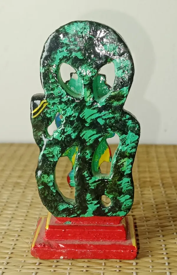 Painted_Krishna_Sheshnag_Idol