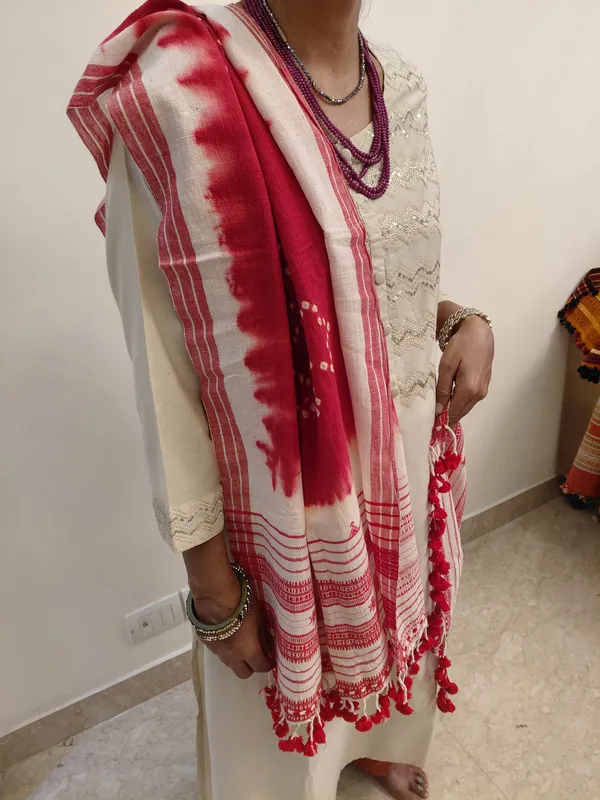 Cream_Embroidered_Straight_Kurta_Set_for_Women