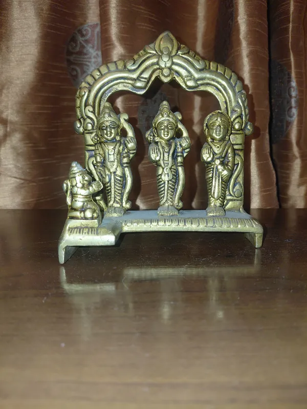 Brass_Finish_Traditional_Religious_Arch_Idol_Figurine