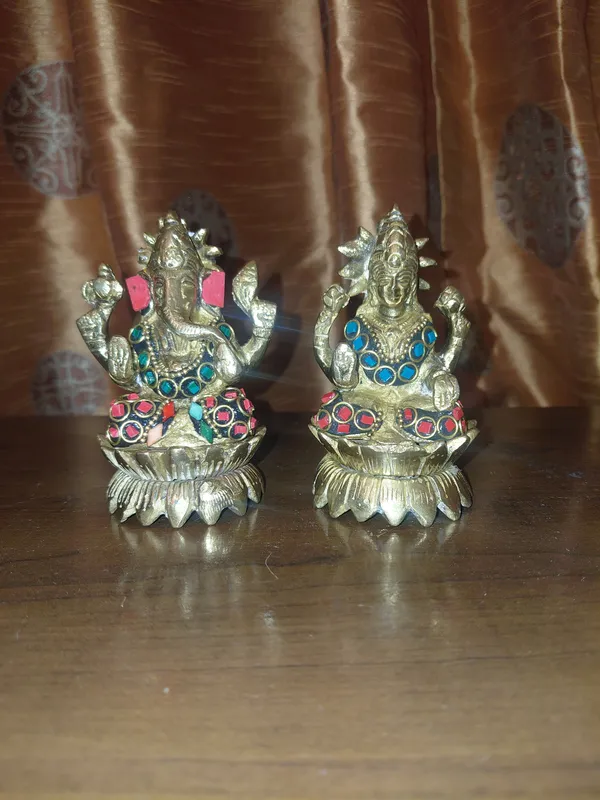 Metal_Traditional_Ganesha_Lakshmi_Idol_Set