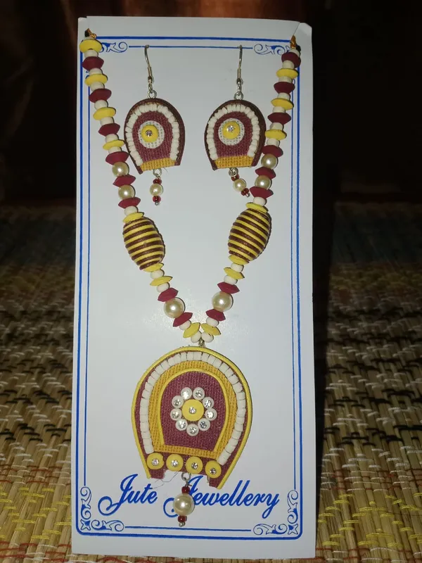 Multicolor_Jute_Necklace_And_Earrings_Set_for_Women