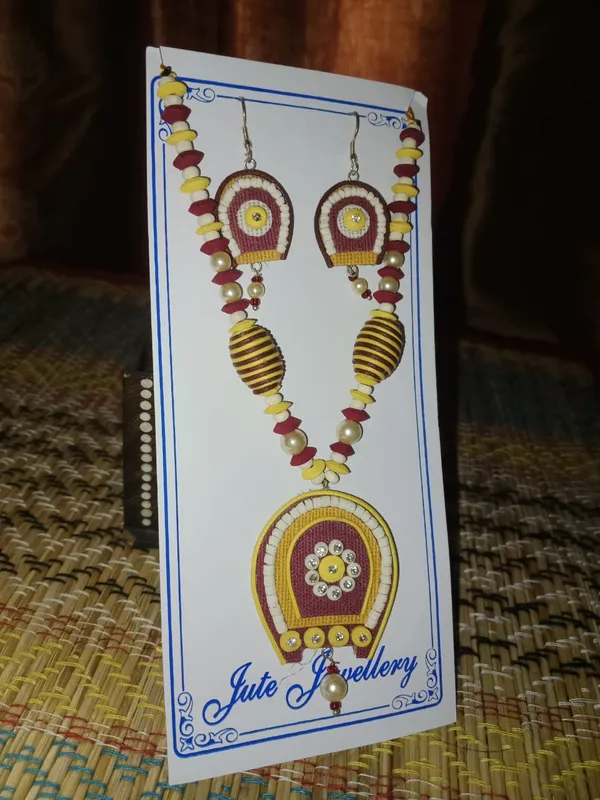 Multicolor_Jute_Necklace_And_Earrings_Set_for_Women