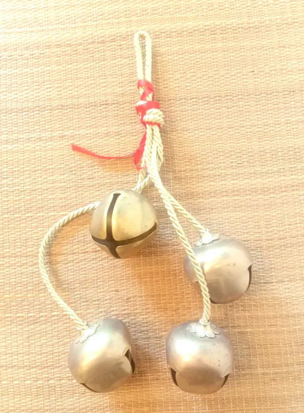 Brass_Traditional_Hanging_Bell_Set