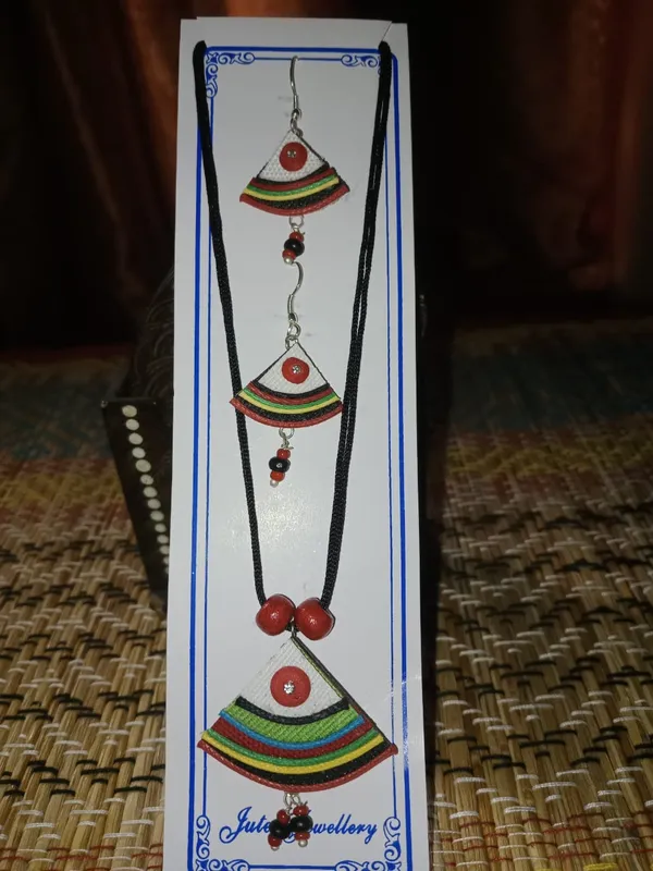 Multicolour_Handmade_Necklace_Set_for_Women